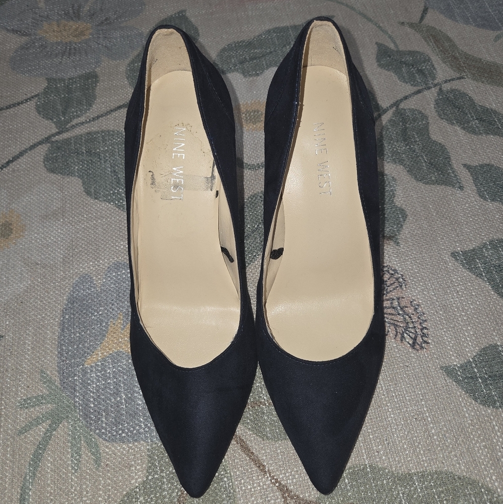 NINE WEST NAVY BLUE BLOCK HEELS